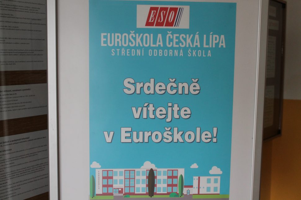 JEDEN DEN ŽÁKEM EUROŠKOLY JEDEN DEN ŽÁKEM EUROŠKOLY